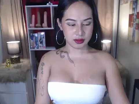 Snapshot of FrancineGarcia chatting on 18, 7, 2026 FrancineGarcia online show from 18, 7, 2026