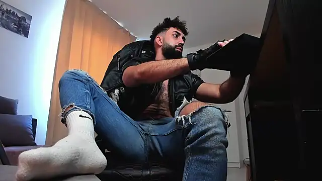 Snapshot of liamaesthetic chatting on 17, 3, 2026 liamaesthetic online show from 17, 3, 2026