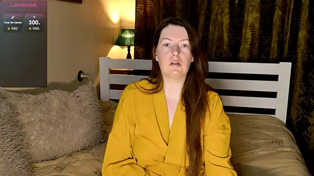 Snapshot of Kira_land chatting on 2, 6, 2026 Kira land online show from 2, 6, 2026