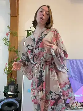 Snapshot of Daisy_Michto_Officiel chatting on 17, 12, 2024 Daisy Michto Officiel online show from 17, 12, 2024