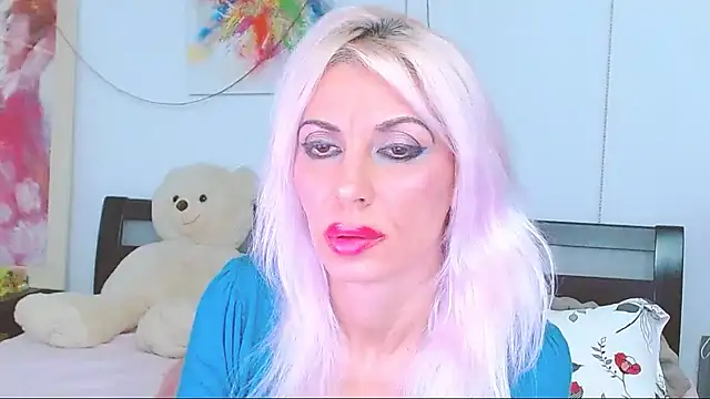 HoneyLara online show from 20, 10, 2025