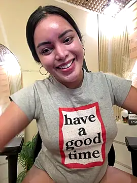 Snapshot of HotstuffCherrySummer chatting on 5, 11, 2025 HotstuffCherrySummer online show from 5, 11, 2025