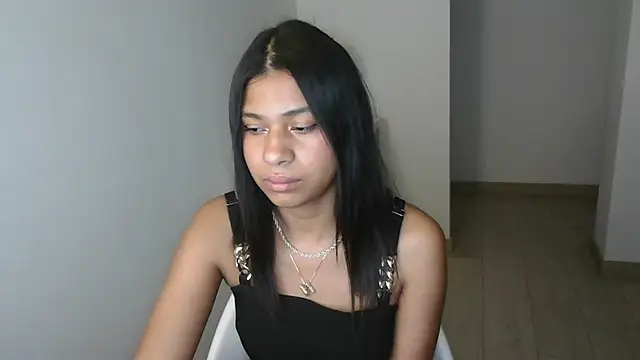 dark enchantress  online show from 22, 2, 2025