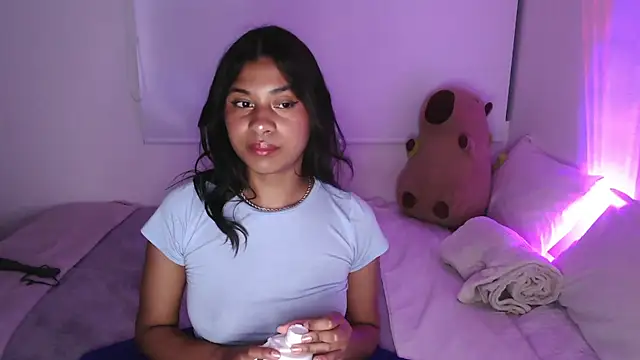 dark enchantress  online show from 23, 2, 2025