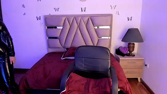 cristie ortiz online show from 4, 2, 2025