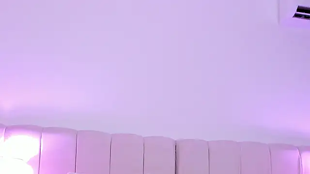 Snapshot of JanneCarter chatting on 8, 3, 2026 JanneCarter online show from 8, 3, 2026