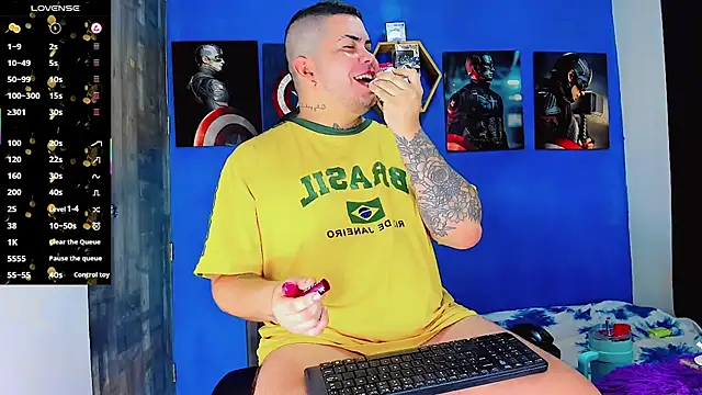 Snapshot of Thomas_chubbyxhot chatting on 7, 3, 2026 Thomas chubbyxhot online show from 7, 3, 2026