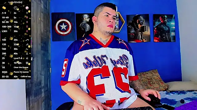 Snapshot of Thomas_chubbyxhot chatting on 4, 4, 2026 Thomas chubbyxhot online show from 4, 4, 2026