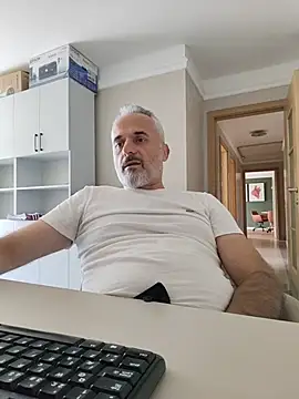 Snapshot of pussylove39 chatting on 21, 7, 2026 pussylove39 online show from 21, 7, 2026