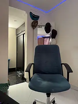 Snapshot of strongboy_ chatting on 28, 2, 2026 strongboy online show from 28, 2, 2026