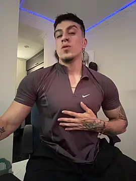 Snapshot of strongboy_ chatting on 13, 3, 2026 strongboy online show from 13, 3, 2026