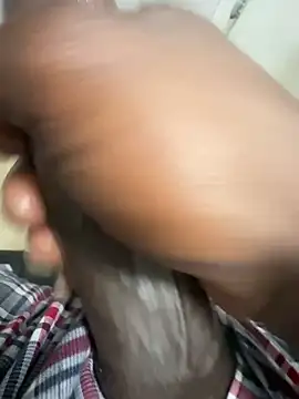 Snapshot of little0245 chatting on 8, 9, 2025 little0245 online show from 8, 9, 2025