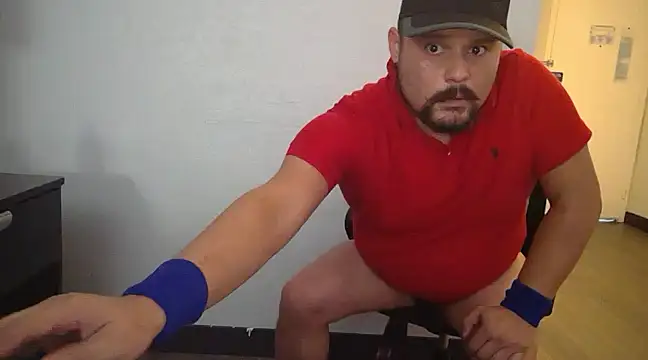 Snapshot of LumberJockMan chatting on 4, 12, 2024 LumberJockMan online show from 4, 12, 2024