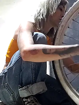 fablob23 online show from 15, 4, 2026