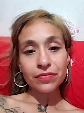 Snapshot of fablob23 chatting on 26, 4, 2026 fablob23 online show from 26, 4, 2026
