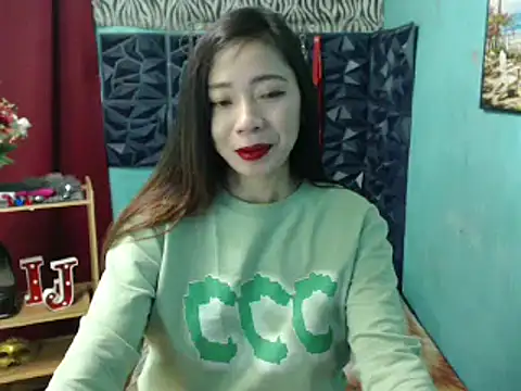 Snapshot of Sweetcindy0230 chatting on 8, 1, 2025 Sweetcindy0230 online show from 8, 1, 2025