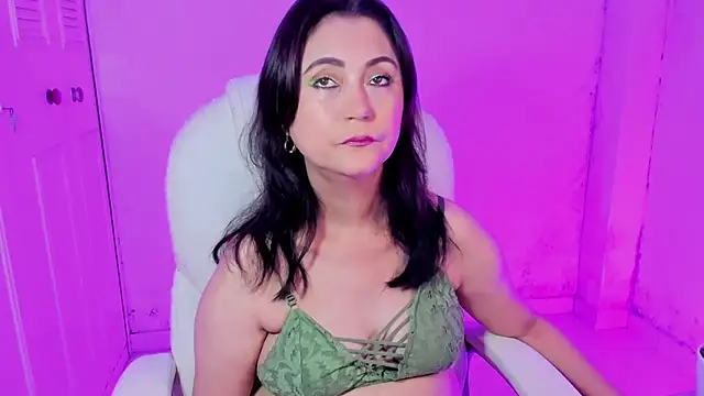 Snapshot of danielahot66 chatting on 6, 2, 2025 danielahot66 online show from 6, 2, 2025