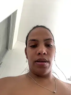 Snapshot of ArielleMillerr chatting on 14, 2, 2025 ArielleMillerr online show from 14, 2, 2025