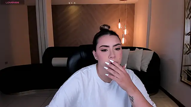 MartinnaBonnet online show from 17, 12, 2024