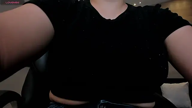 MartinnaBonnet online show from 1, 2, 2025