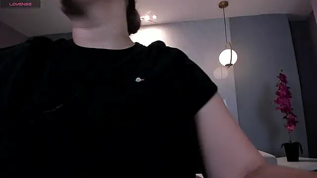 MartinnaBonnet online show from 27, 2, 2025