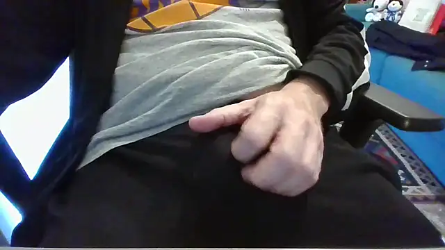 Snapshot of alessexxx24 chatting on 17, 10, 2025 alessexxx24 online show from 17, 10, 2025