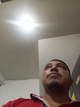 Snapshot of Vulckano43 chatting on 1, 7, 2026 Vulckano43 online show from 1, 7, 2026