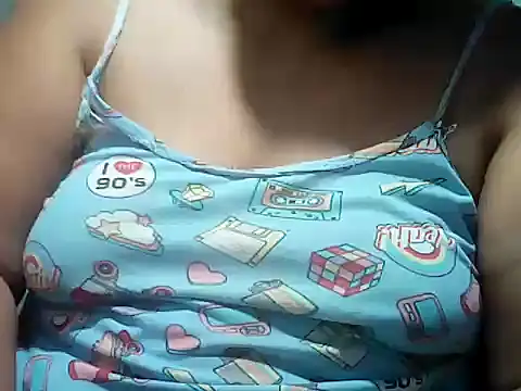 Snapshot of Sexyhorney4u chatting on 6, 4, 2026 Sexyhorney4u online show from 6, 4, 2026