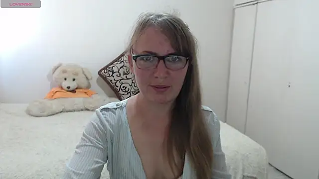 Snapshot of MargotLot chatting on 29, 4, 2026 MargotLot online show from 29, 4, 2026