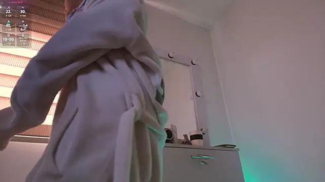 Pleasure Vibes23 online show from 25, 10, 2025