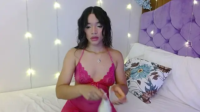 Snapshot of kiarablue chatting on 19, 12, 2024 kiarablue online show from 19, 12, 2024