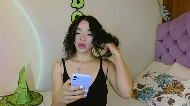 Snapshot of kiarablue chatting on 18, 10, 2025 kiarablue online show from 18, 10, 2025