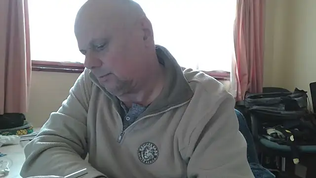 Snapshot of DaddyCumBumZA chatting on 17, 9, 2025 DaddyCumBumZA online show from 17, 9, 2025