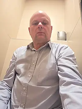 Snapshot of DaddyCumBumZA chatting on 9, 6, 2026 DaddyCumBumZA online show from 9, 6, 2026