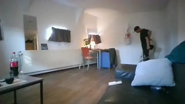 Snapshot of toyxltester chatting on 19, 1, 2026 toyxltester online show from 19, 1, 2026