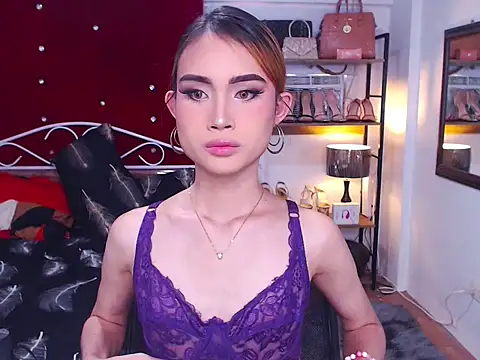 MeatyhorsecockMistress online show from 18, 1, 2026