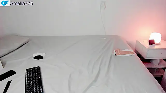 Amelia75 online show from 18, 12, 2025