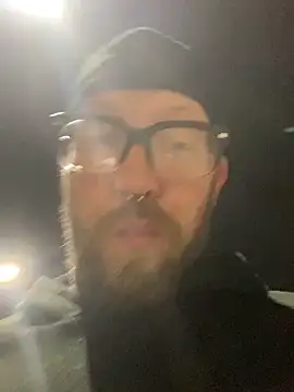 Snapshot of Tomas_Zaddy chatting on 2, 3, 2025 Tomas Zaddy online show from 2, 3, 2025