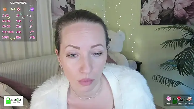 Snapshot of Queenymel chatting on 26, 2, 2026 Queenymel online show from 26, 2, 2026