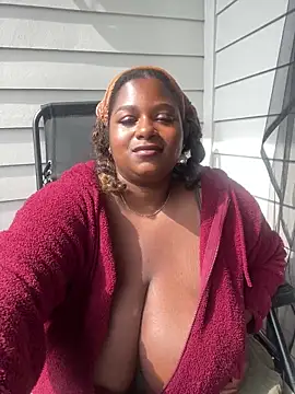 BigFineSelena online show from 18, 5, 2026