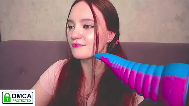 Alyssa   Scarlet online show from 7, 11, 2025