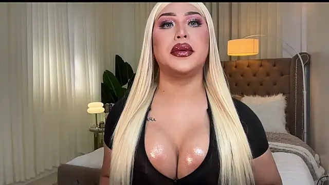 Your Majesty Tyra online show from 25, 1, 2025