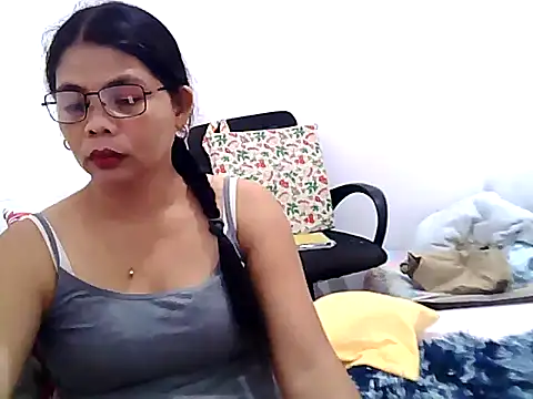 Snapshot of pinay_milfxx chatting on 22, 2, 2025 pinay milfxx online show from 22, 2, 2025