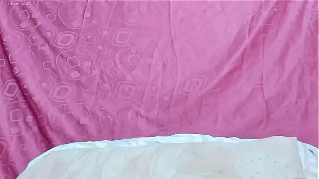 sophiie 93 online show from 27, 11, 2025