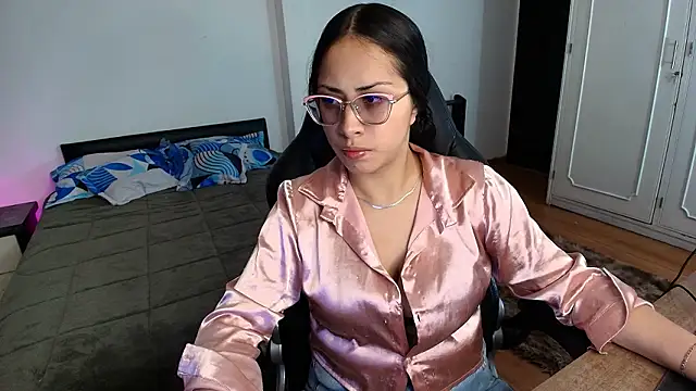 Snapshot of yesie_hot chatting on 21, 3, 2026 yesie hot online show from 21, 3, 2026