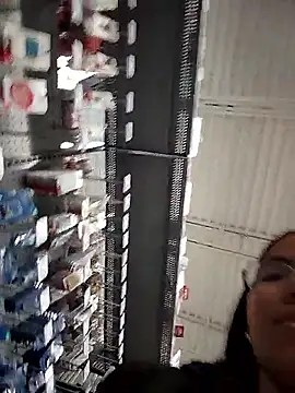 Snapshot of SheenaBrooke chatting on 29, 10, 2025 SheenaBrooke online show from 29, 10, 2025