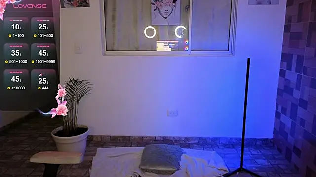 sexyladyy  online show from 20, 3, 2025