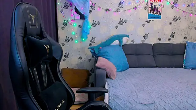 Snapshot of lakmsrrrmrrr chatting on 10, 12, 2024 lakmsrrrmrrr online show from 10, 12, 2024