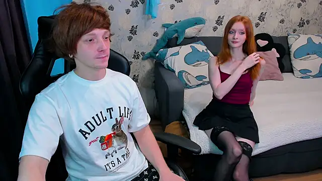 Snapshot of lakmsrrrmrrr chatting on 14, 12, 2025 lakmsrrrmrrr online show from 14, 12, 2025