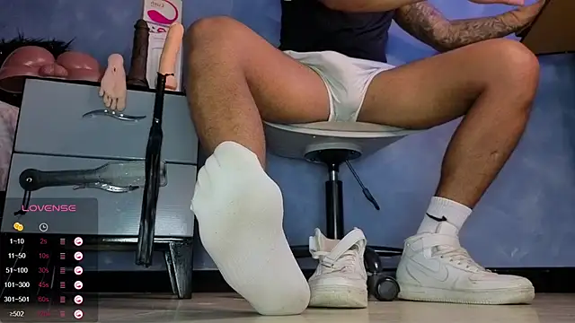 TomLover 12 online show from 29, 3, 2026